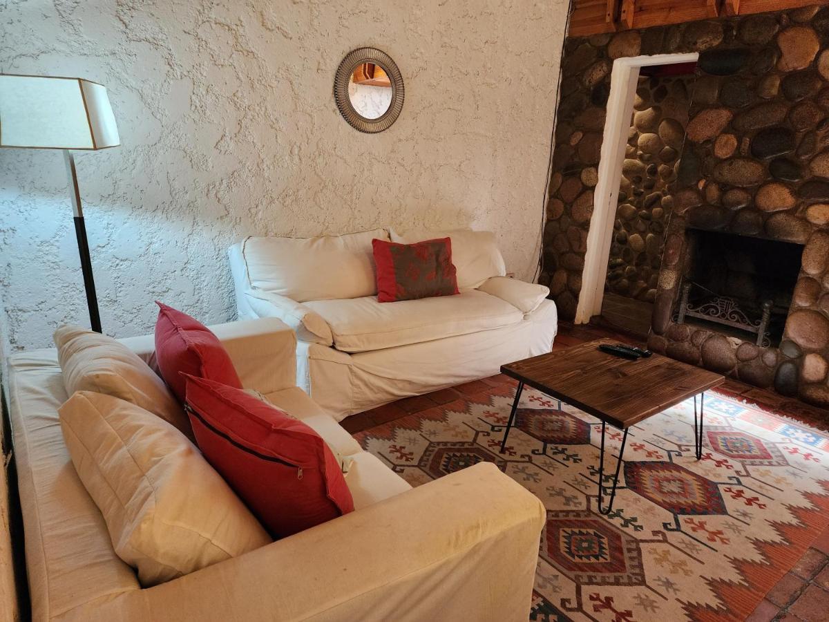 Casa De Piedra Сasa de vacaciones Chacras de Coria