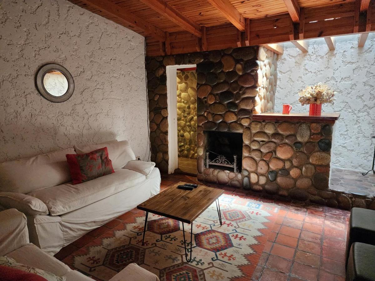 Casa De Piedra Сasa de vacaciones Chacras de Coria